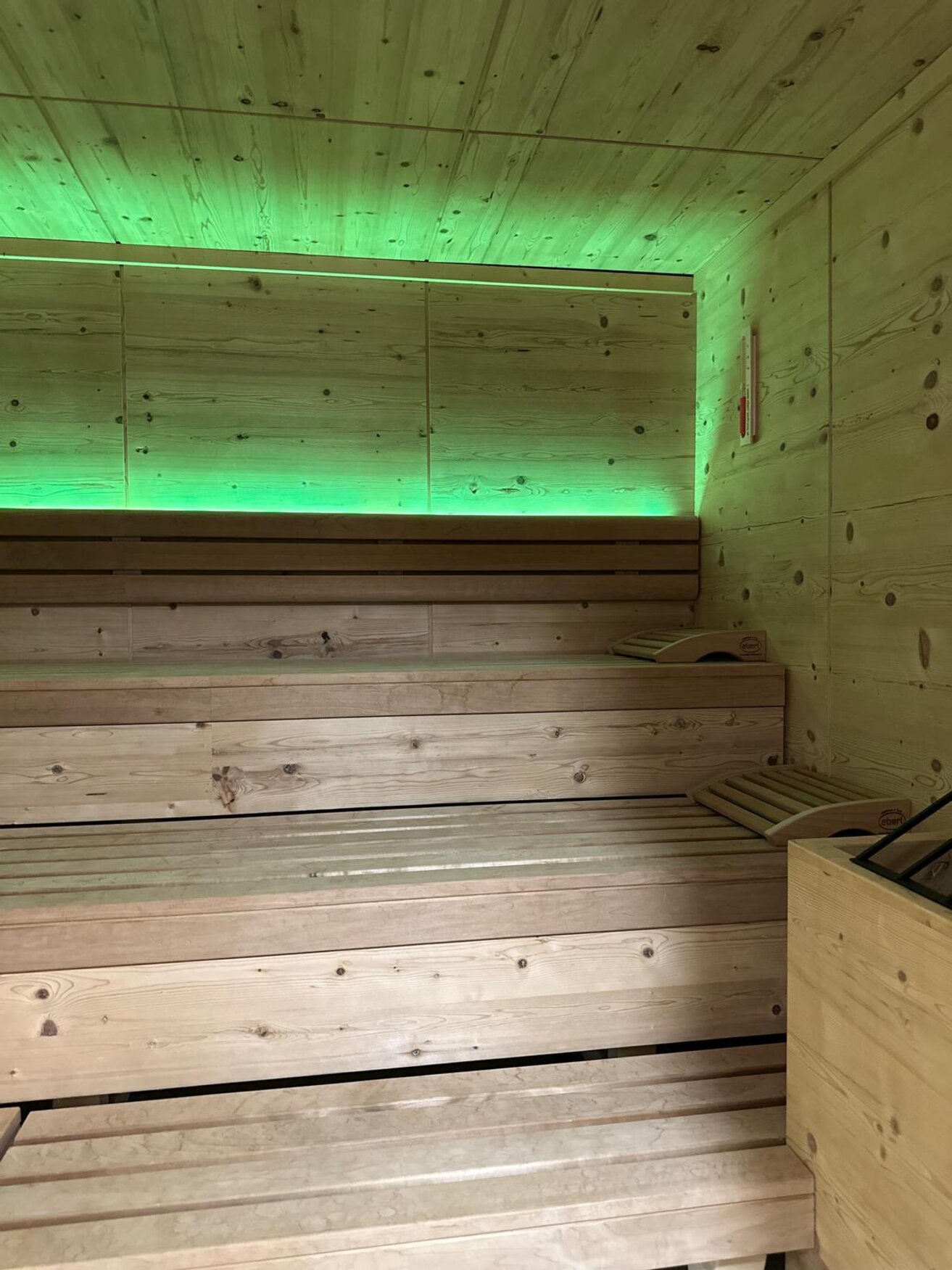 a6927462-345f-406b-a4a0-083692e180ff